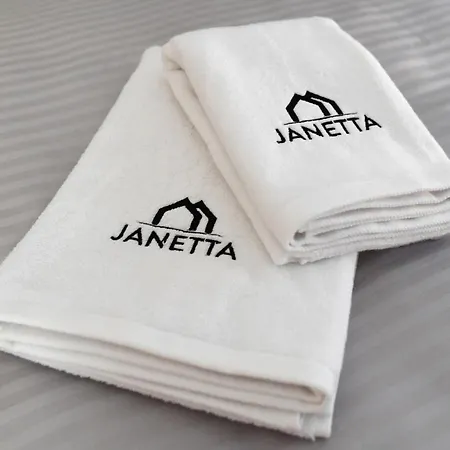 Janetta Nad Jeziorem *